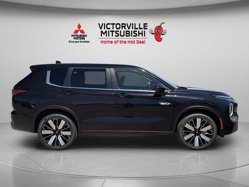 New 2026 Mitsubishi Outlander SE AWD/4WD image 8