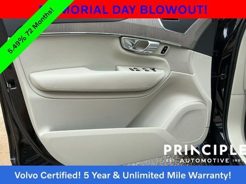 Certified 2023 Volvo XC90 B5 Plus w/ Protection Package AWD/4WD image 27