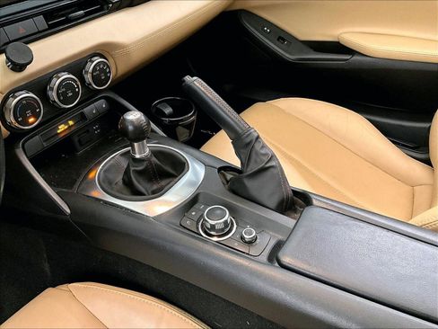 Used 2016 MAZDA MX-5 Miata Grand Touring RWD image 16