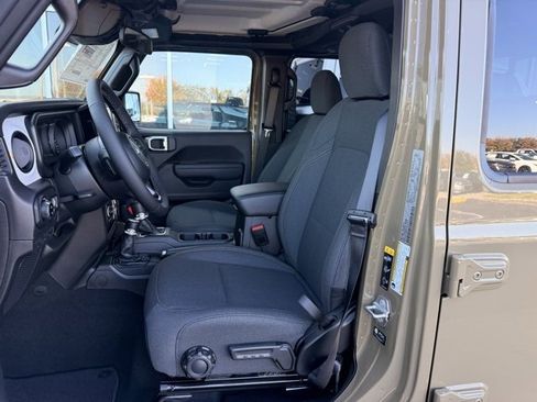 New 2026 Jeep Gladiator Sport image 14