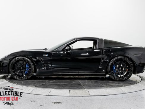 Used 2009 Chevrolet Corvette ZR1 w/ Preferred Equipment Group RWD image 14