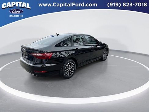 Used 2020 Volkswagen Jetta SE image 8