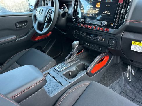 New 2026 Nissan Frontier PRO-4X w/ Pro-4x Convenience Package image 15