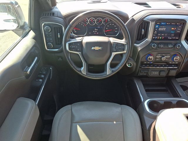 Used 2021 Chevrolet Silverado 1500 LTZ AWD/4WD image 11