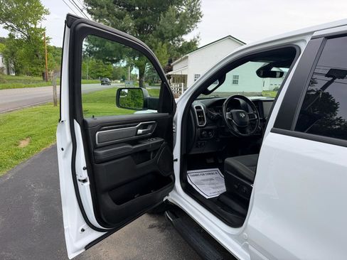 Used 2022 RAM 1500 Big Horn AWD/4WD image 21