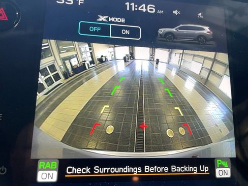 Used 2024 Subaru Ascent Premium w/ Convenience Package image 10