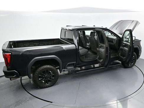 Used 2021 GMC Sierra 2500 Denali w/ Denali Black Diamond Edition AWD/4WD image 44