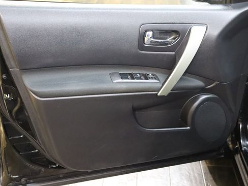 Used 2013 Nissan Rogue S w/ Special Edition Pkg image 28