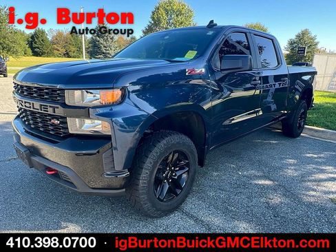 Used 2021 Chevrolet Silverado 1500 Custom Trail Boss AWD/4WD image 3