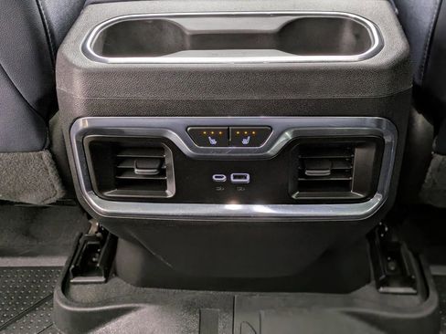 Used 2022 Chevrolet Silverado 1500 High Country w/ Technology Package AWD/4WD image 21