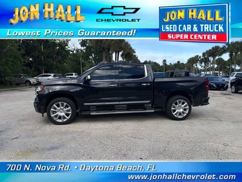 Used 2023 Chevrolet Silverado 1500 High Country w/ High Country Premium Package AWD/4WD image 4