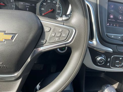 Used 2020 Chevrolet Equinox LS AWD/4WD image 7