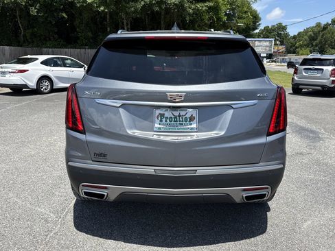 Used 2021 Cadillac XT5 Premium Luxury FWD image 4