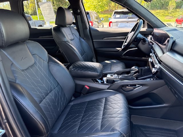 Used 2025 Kia Telluride SX Prestige X-Pro AWD/4WD image 13