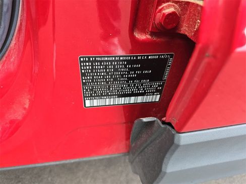 Used 2022 Volkswagen Taos SE image 28