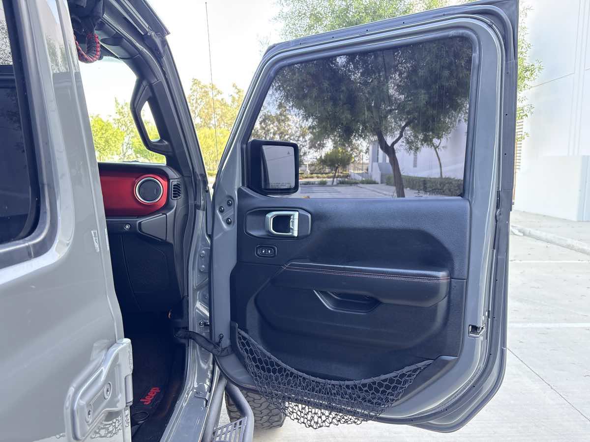 Used 2020 Jeep Wrangler Unlimited Rubicon AWD/4WD image 16