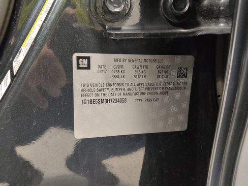 Used 2017 Chevrolet Cruze LT image 33