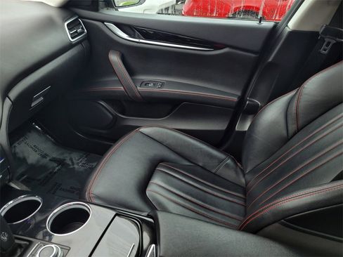 Used 2022 Maserati Ghibli Modena Q4 image 23