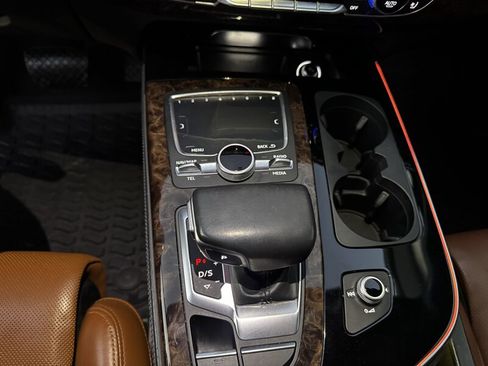 Used 2019 Audi Q7 3.0T Prestige image 43