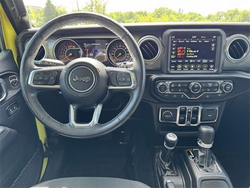 Used 2022 Jeep Wrangler Unlimited Sahara w/ Cold Weather Group image 2