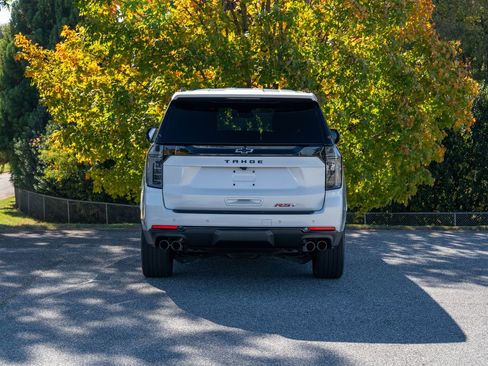 Used 2025 Chevrolet Tahoe RST w/ Comfort Package image 6