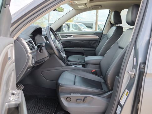 Used 2019 Volkswagen Atlas SEL R-Line image 14