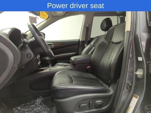 Used 2019 Nissan Pathfinder Platinum AWD/4WD image 12