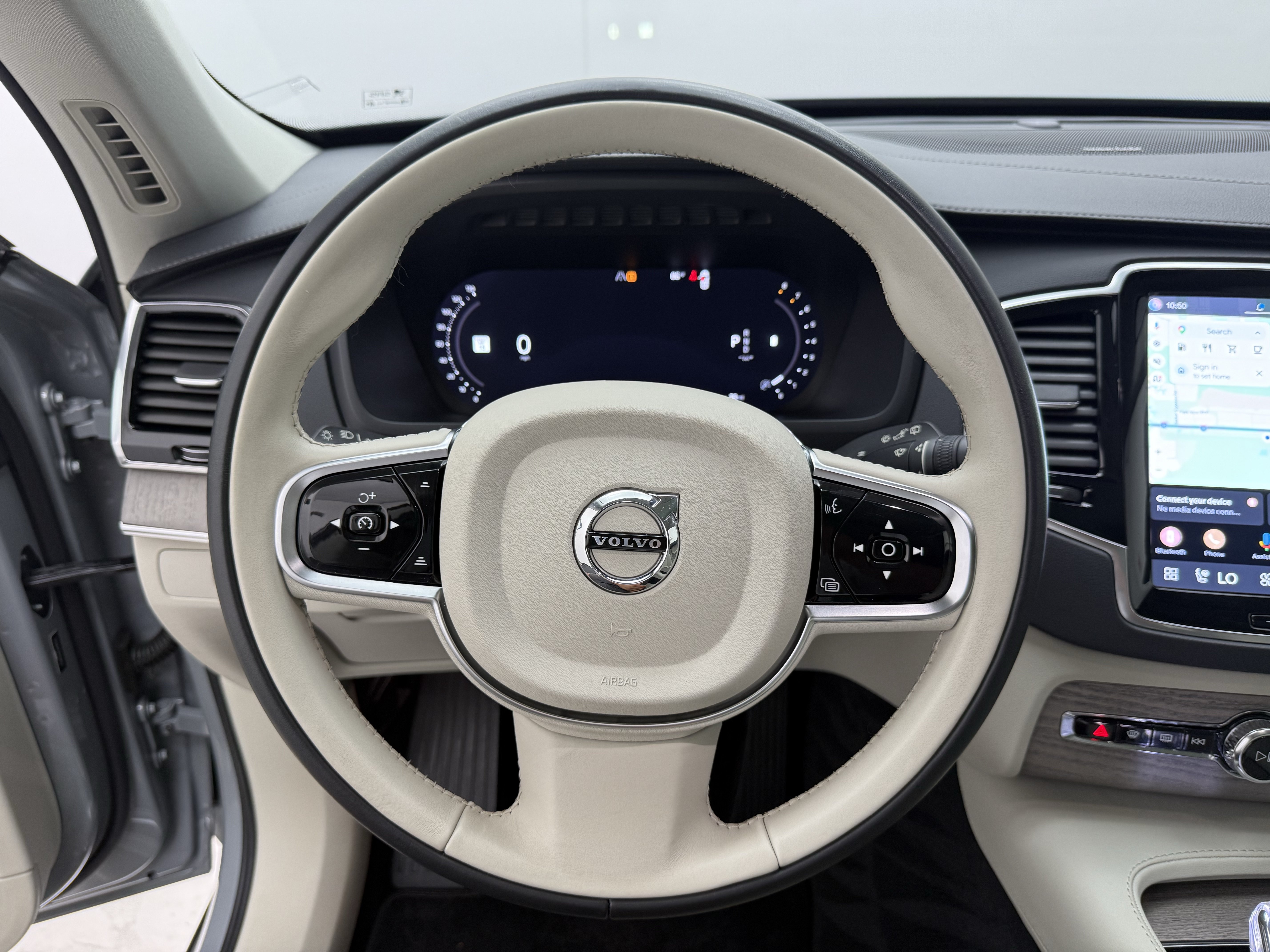 Certified 2024 Volvo XC90 B6 Ultimate w/ Protection Package Premier AWD/4WD image 15