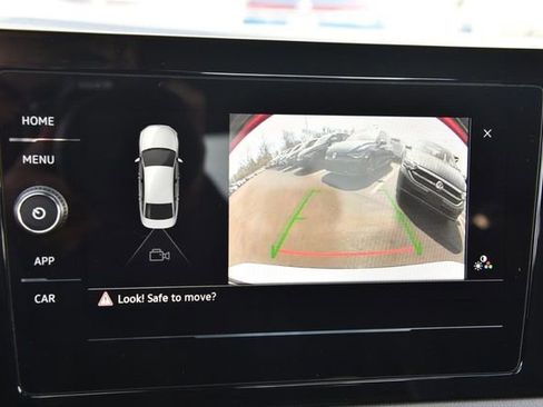 Used 2025 Volkswagen Jetta Sport image 13