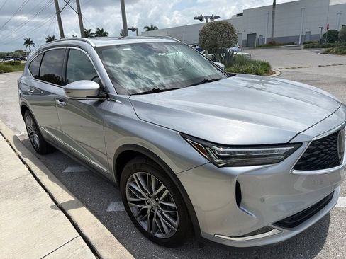 Used 2024 Acura MDX SH-AWD w/ Advance Package image 10