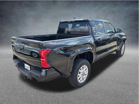 Used 2024 Toyota Tacoma SR5 RWD image 11