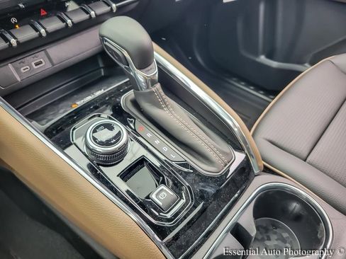 New 2026 GMC Canyon Denali w/ LPO, Denali Black Edition image 18