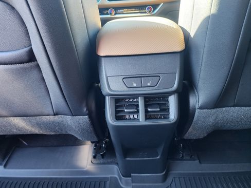 New 2026 Chevrolet Equinox ACTIV w/ Convenience Package III image 18