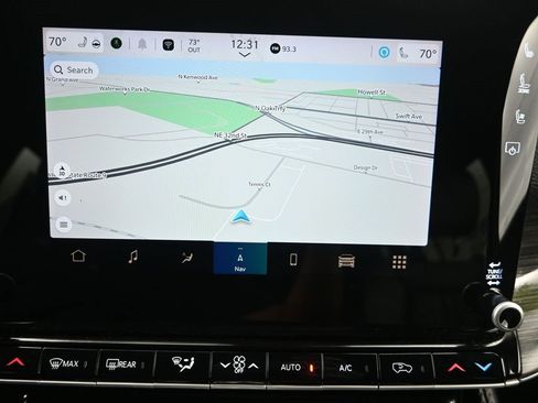 Used 2024 Jeep Wagoneer L Series II w/ Flexible Seating Group image 17