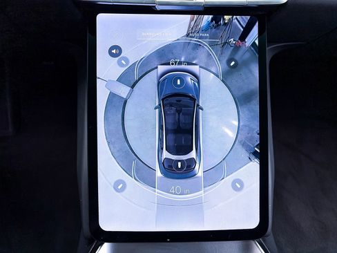 Used 2024 Lucid Air Touring AWD/4WD image 9