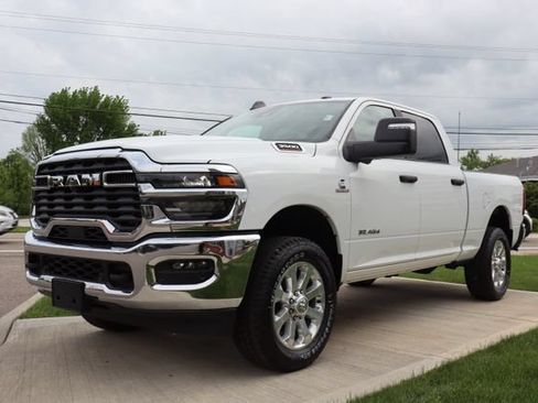 Used 2026 RAM 3500 Big Horn AWD/4WD image 11