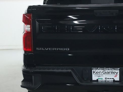 Used 2023 Chevrolet Silverado 1500 RST w/ Convenience Package II AWD/4WD image 42