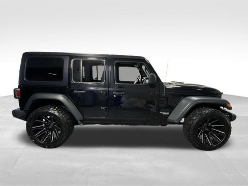 Used 2021 Jeep Wrangler Unlimited Sport AWD/4WD image 11