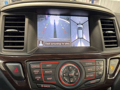 Used 2015 Nissan Pathfinder Platinum w/ Family Entertainment Package image 25