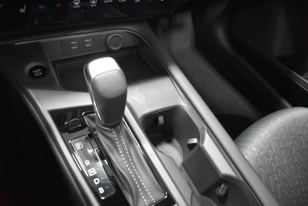 Certified 2026 Nissan Sentra SV w/ SV Convenience Package FWD image 20