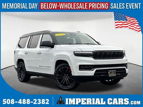 Used 2024 Jeep Grand Wagoneer Series III w/ Rear Seat Video Group 1 AWD/4WD image 1