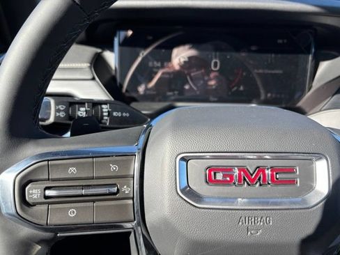 New 2026 GMC Acadia Elevation w/ Elevation Premium Package AWD/4WD image 27