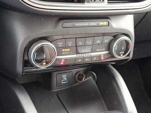 Certified 2022 Ford Escape SE w/ Convenience Package image 15