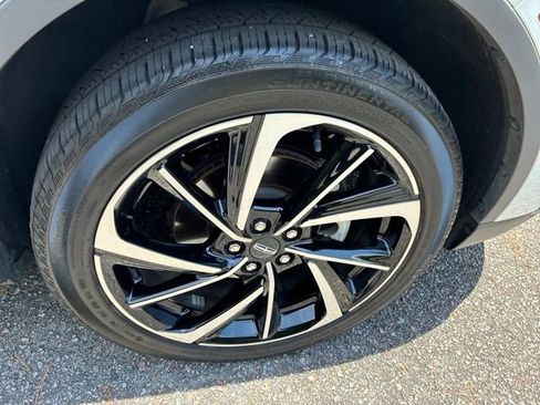 Certified 2023 Lincoln Corsair Reserve FWD image 16