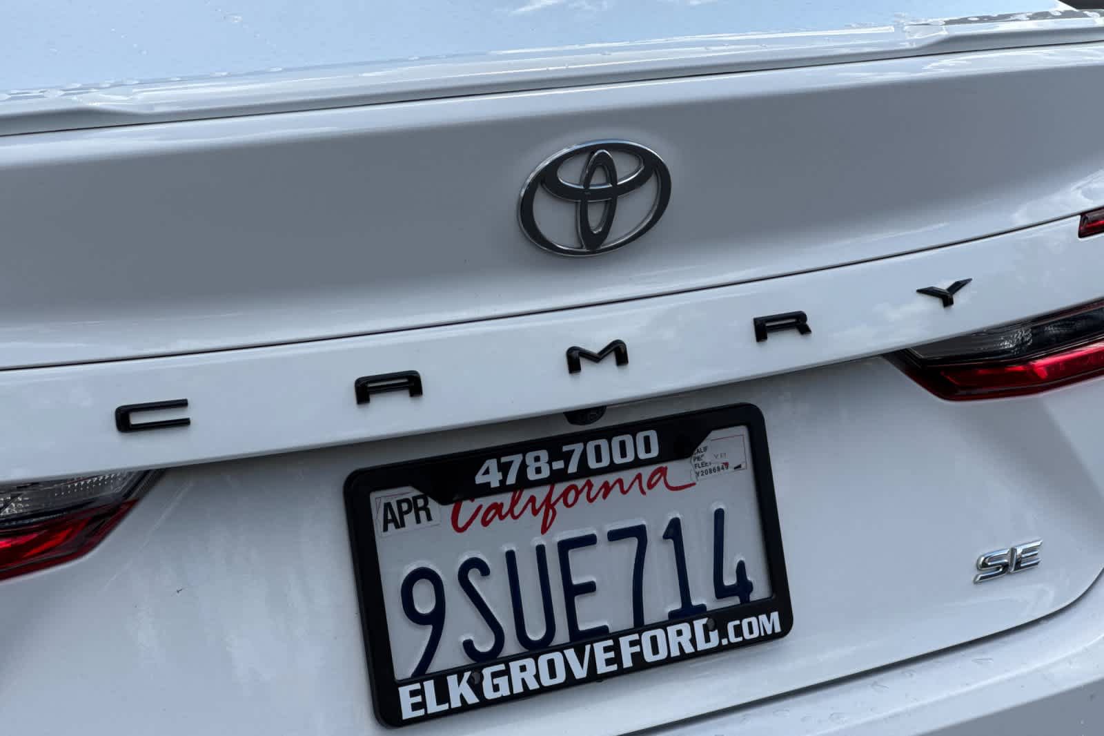 Used 2025 Toyota Camry SE FWD image 26