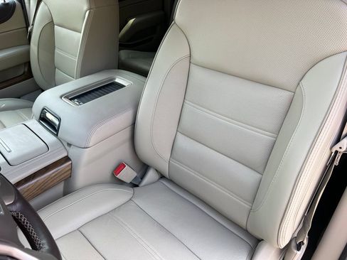 Used 2020 GMC Yukon XL Denali w/ Denali Ultimate Package AWD/4WD image 14