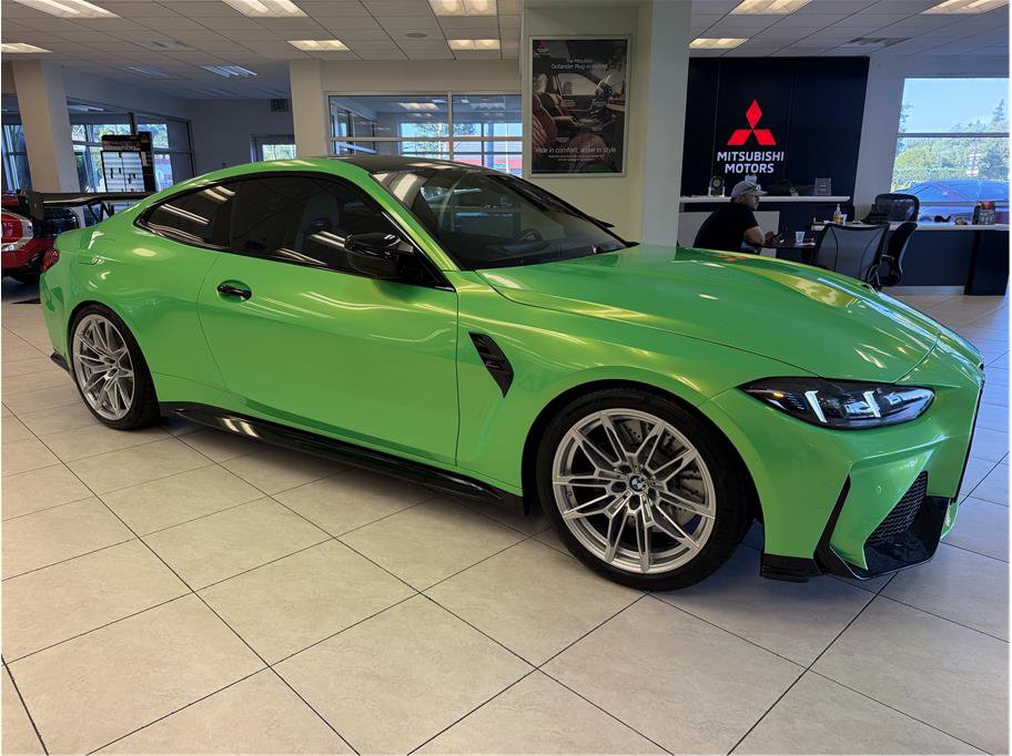 Used 2026 BMW M4 Competition w/ Executive Package RWD image 3