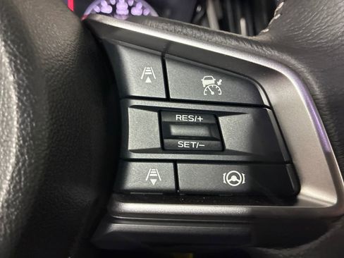 Used 2025 Subaru Outback Premium AWD/4WD image 12