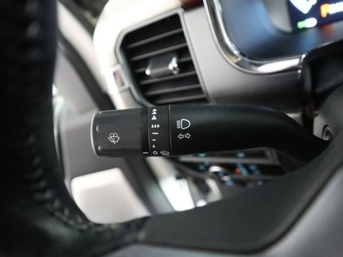 Used 2023 Ford F150 Lariat w/ Equipment Group 502A High image 27