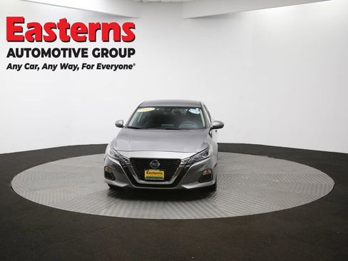 Used 2022 Nissan Altima 2.5 SV image 40